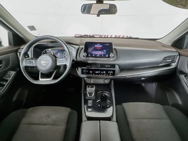 Used 2023 Silver Nissan SV image 23