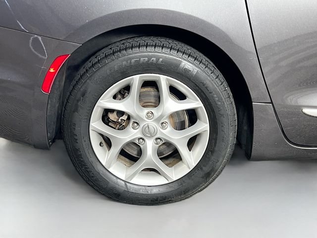 2019 Chrysler Pacifica Touring L Plus - Photo 40
