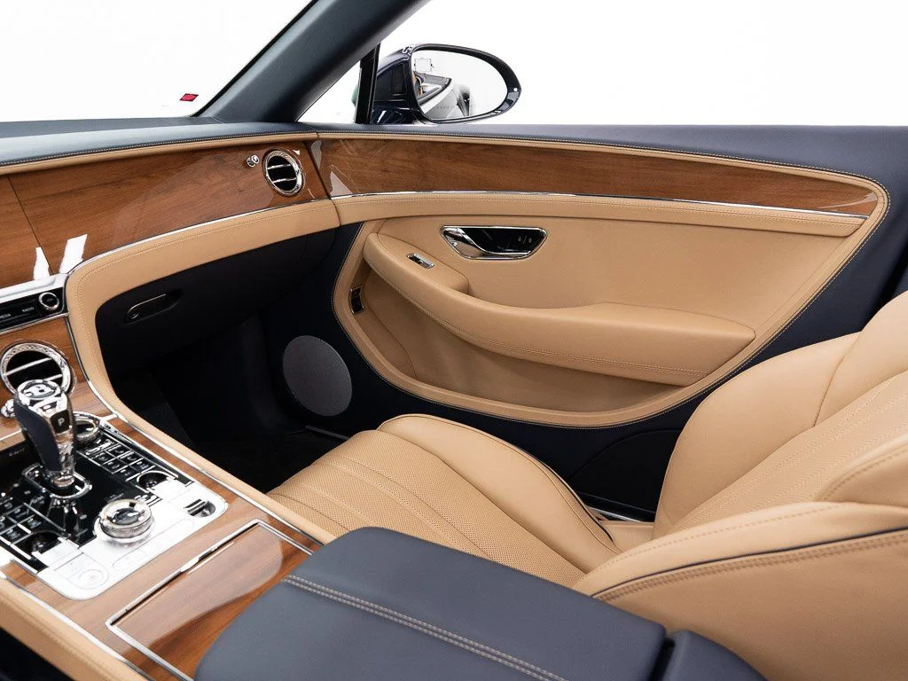 New 2026 Dark Sapphire Bentley  image 33