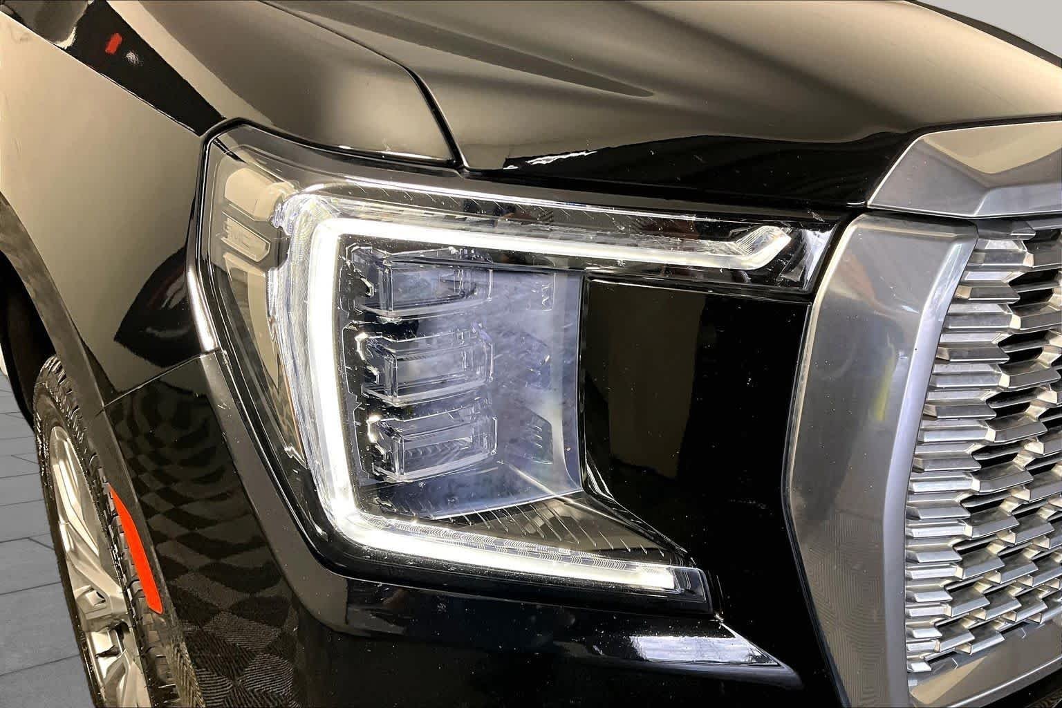 Used 2024 Onyx Black GMC Denali image 27