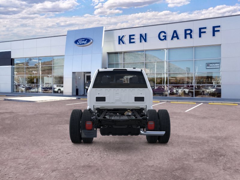 New 2026 Oxford White Ford XL image 5