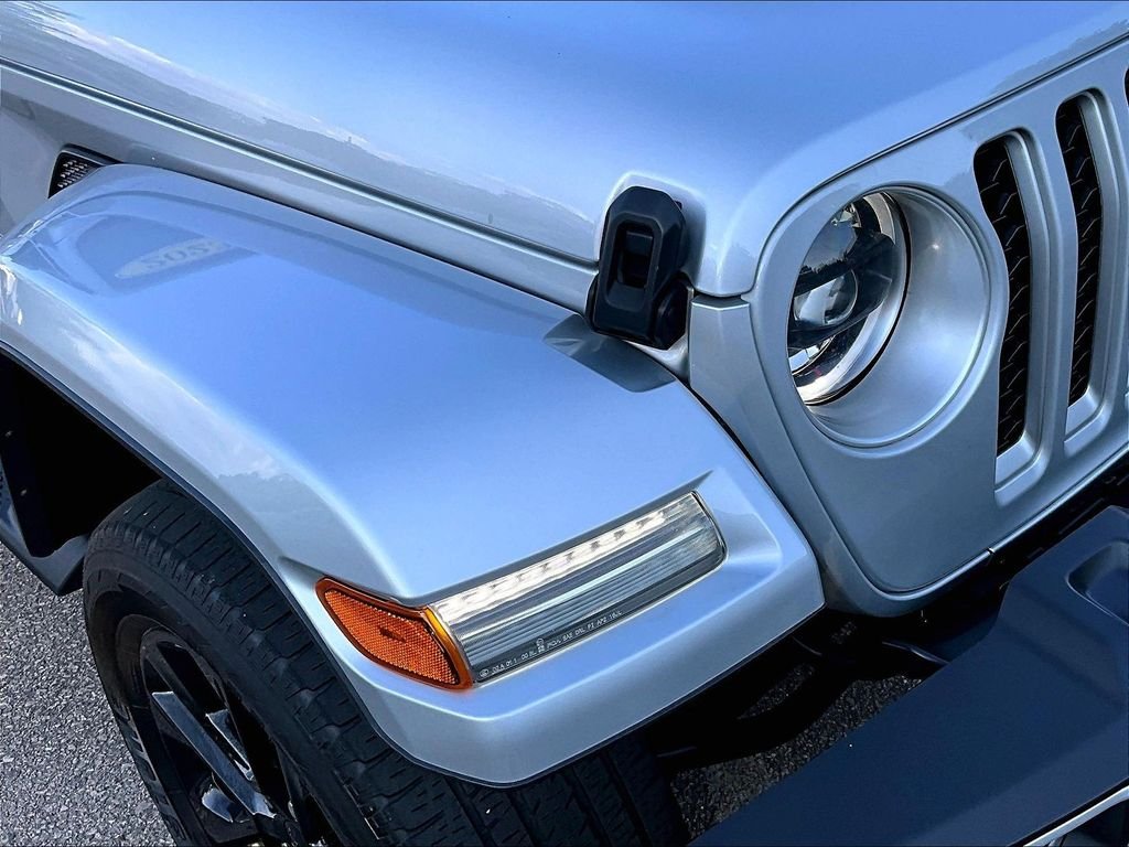 Used 2023 Silver Jeep Sahara 4xe image 30