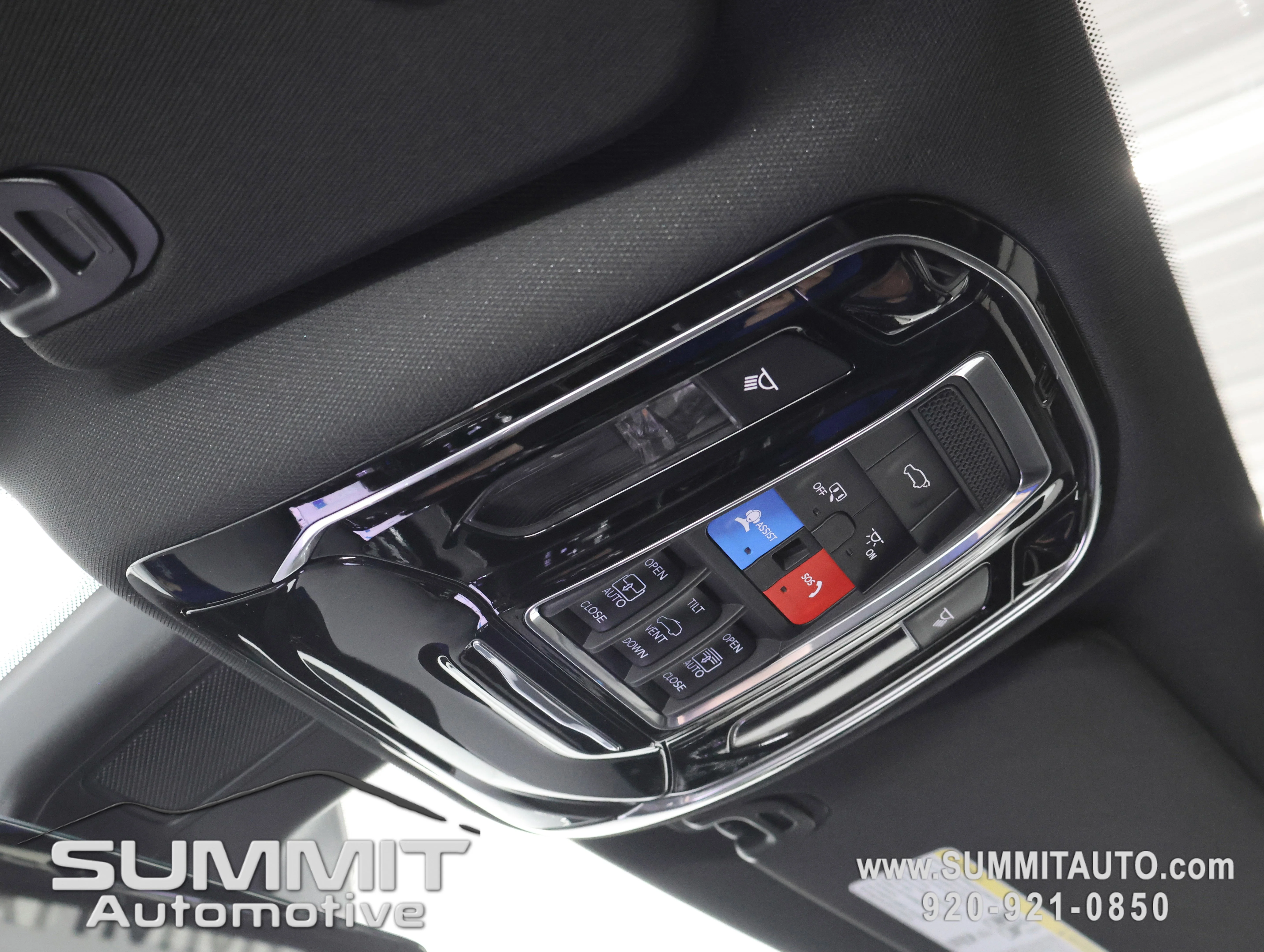 New 2026 Silver-Zynith Exterior Paint Jeep Summit Obsidian image 71