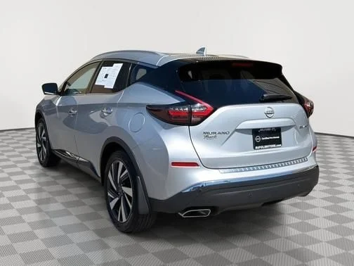 Certified Used 2023 Silver Nissan SL image 5
