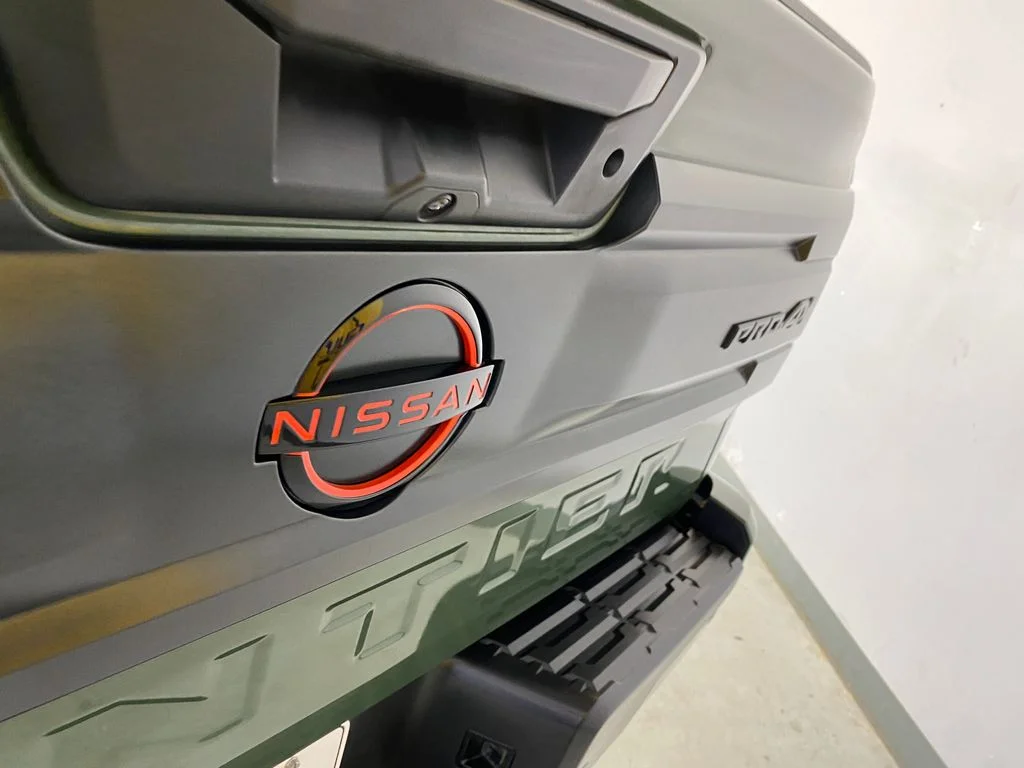 Used 2025 Green Nissan PRO-4X image 17