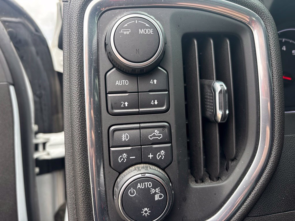 Used 2020 Summit White Chevrolet RST image 11