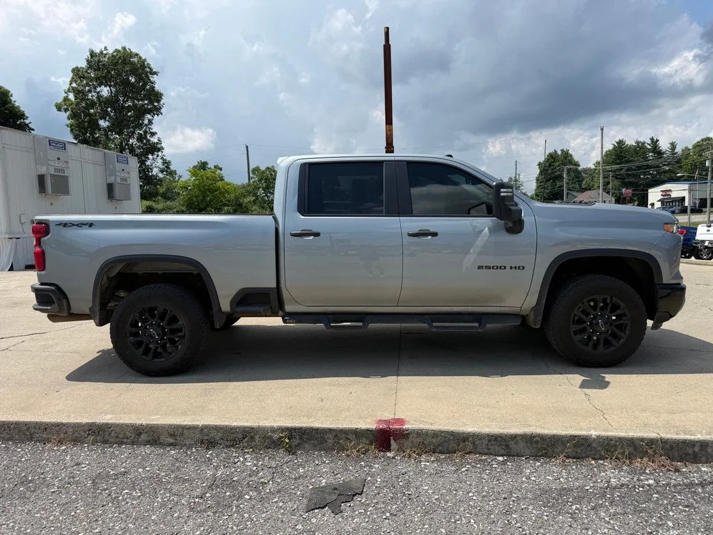 Used 2026 Gray Chevrolet Custom image 5