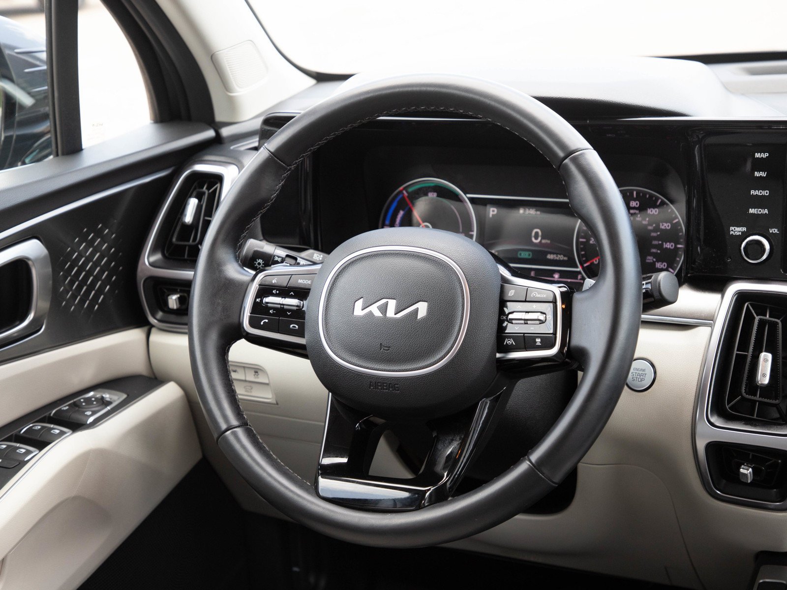 Used 2023 Platinum Graphite Kia EX image 15