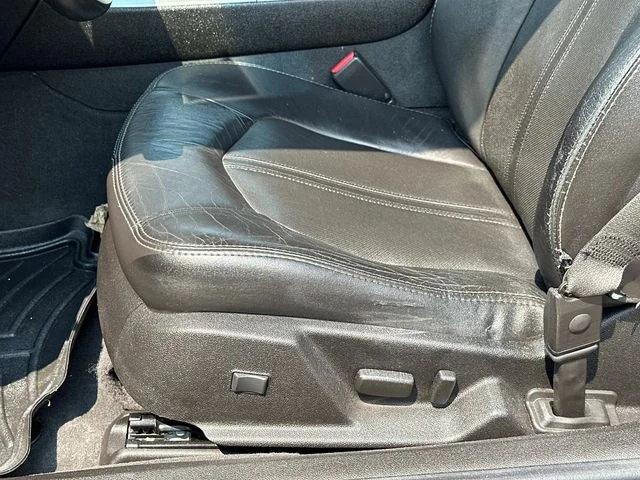 Used 2013 Red Cadillac Performance image 15