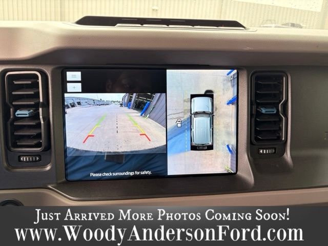 Used 2024 Azure Gray Metallic Ford Wildtrak image 11