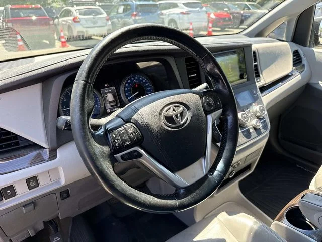 Used 2015 Gray Toyota XLE image 2