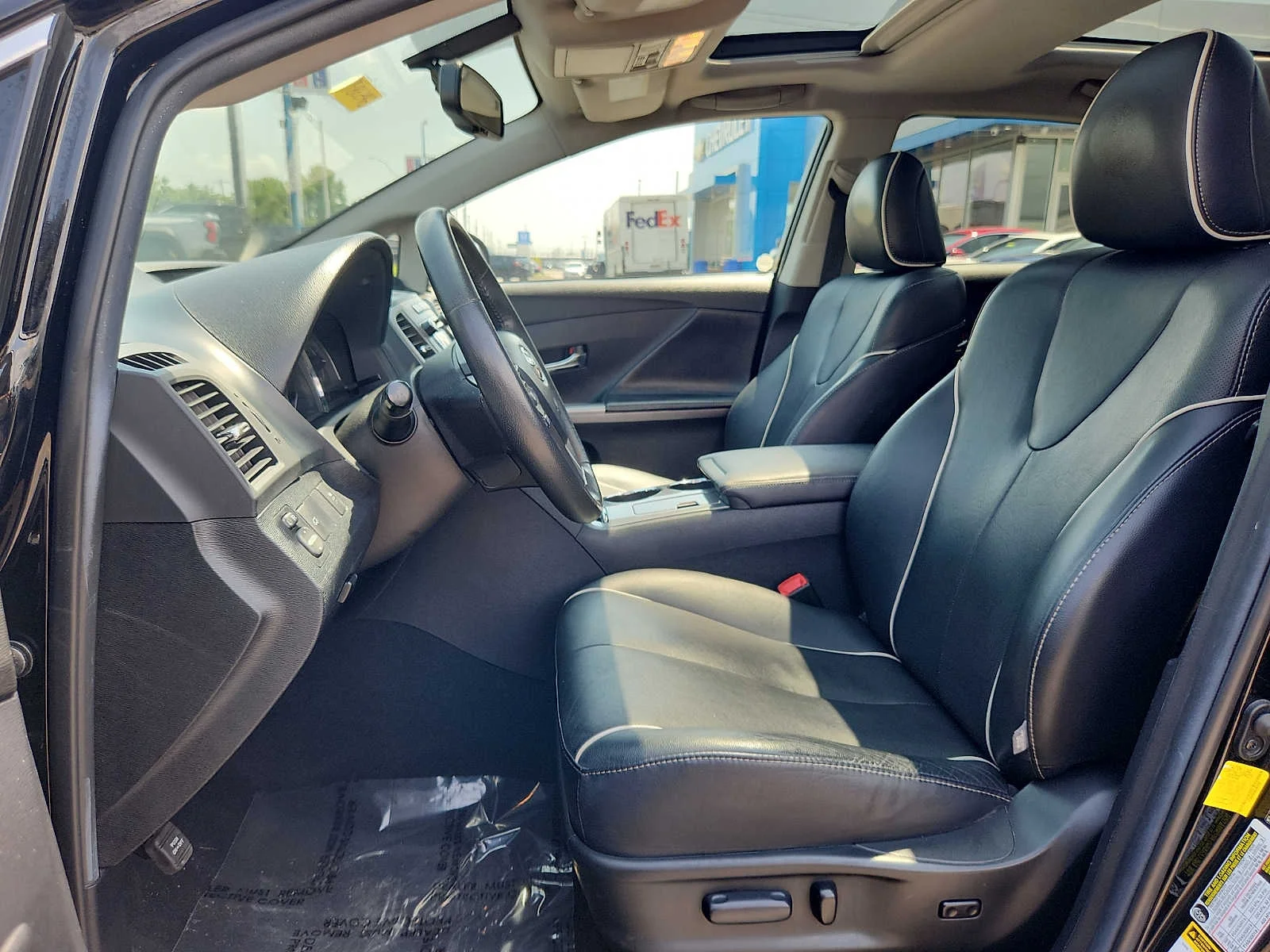 Used 2013 Black Toyota XLE image 14