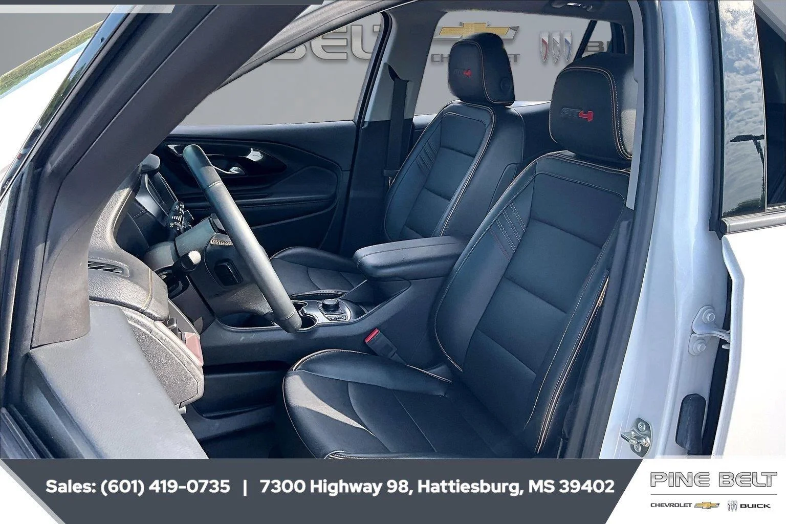 Used 2024 Summit White GMC AT4 image 18