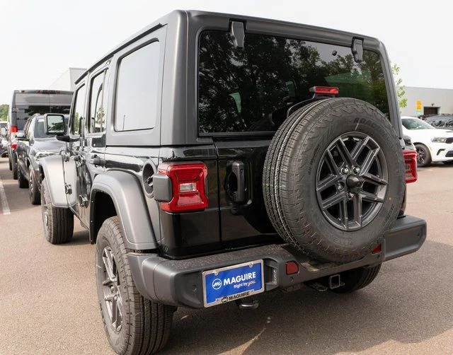 New 2026 Black Clear-Coat Exterior Paint Jeep Sport S image 7