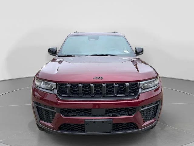 New 2026 Velvet Red Pearl-Coat Exterior Paint Jeep Altitude image 9