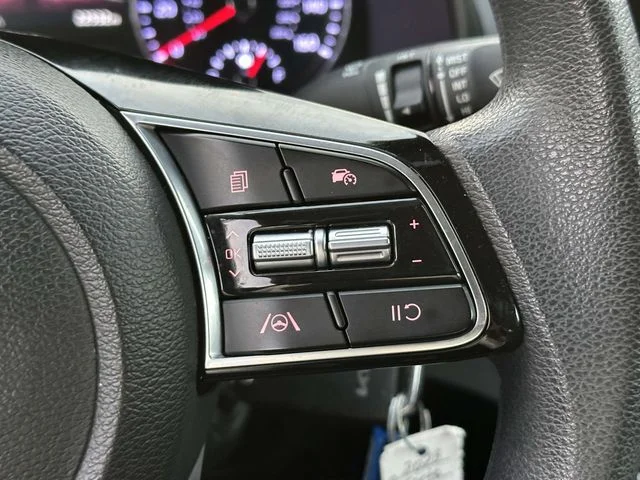 Used 2023 Fire Kia LXS image 20