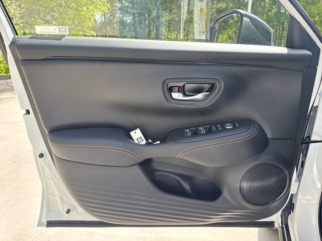 2026 Honda HR-V Sport - Photo 14