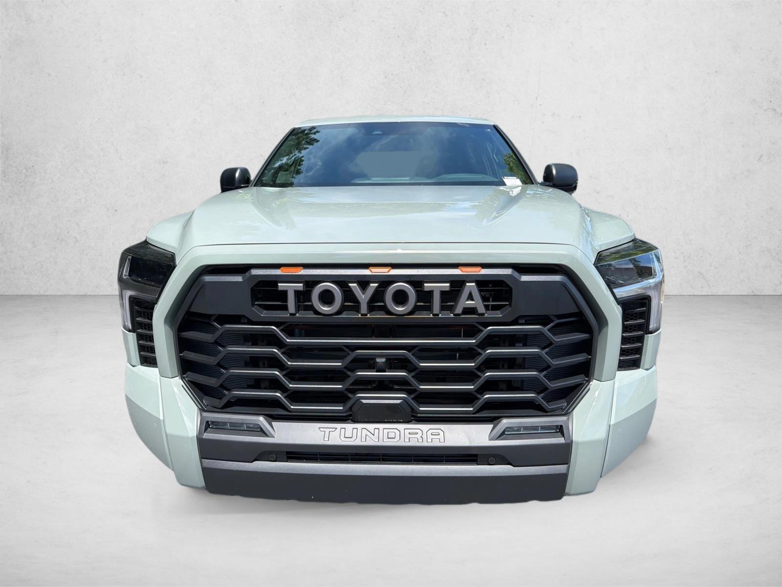 New 2026 Lunar Rock Toyota SR5 image 8