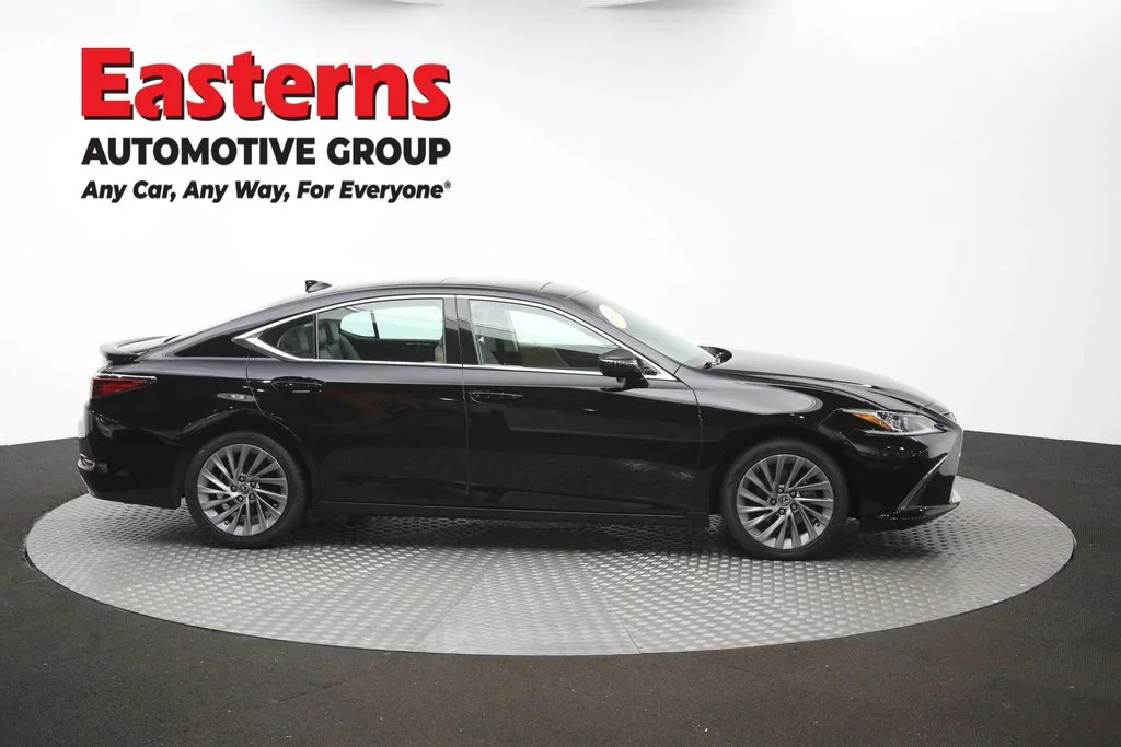 Used 2020 Black Lexus 350 Luxury image 49