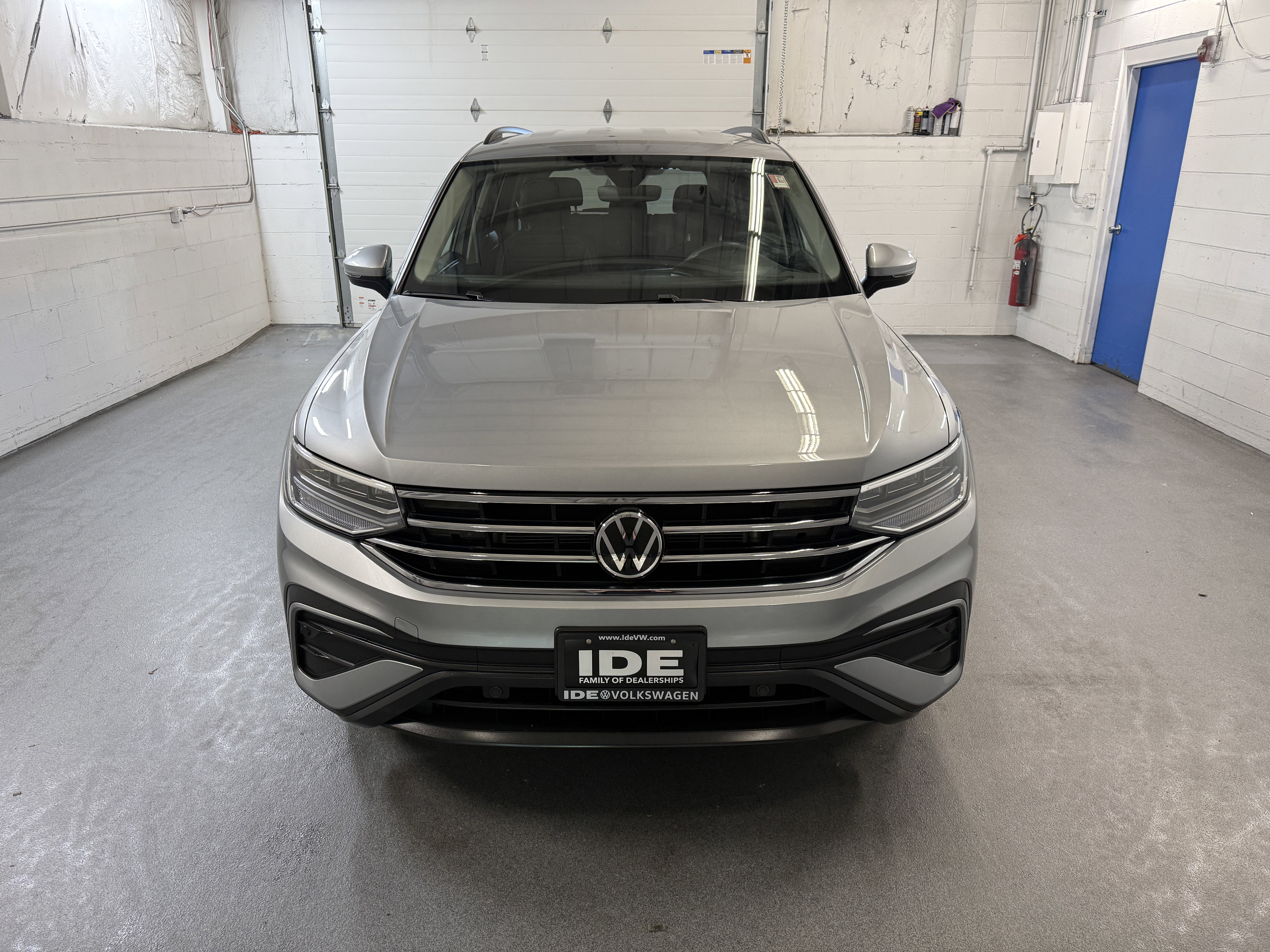 Certified Used 2023 Pyrite Silver Metallic Volkswagen S image 3