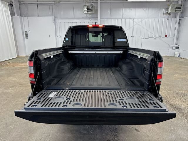 Used 2023 Black Nissan PRO-4X image 17
