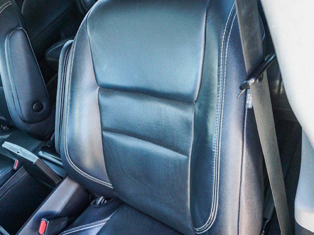 Used 2016 White Toyota SE image 20