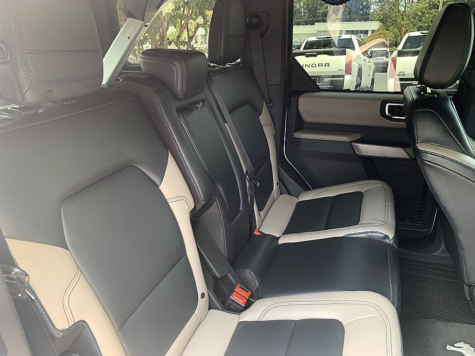 Used 2023 Oxford White Ford Wildtrak image 19