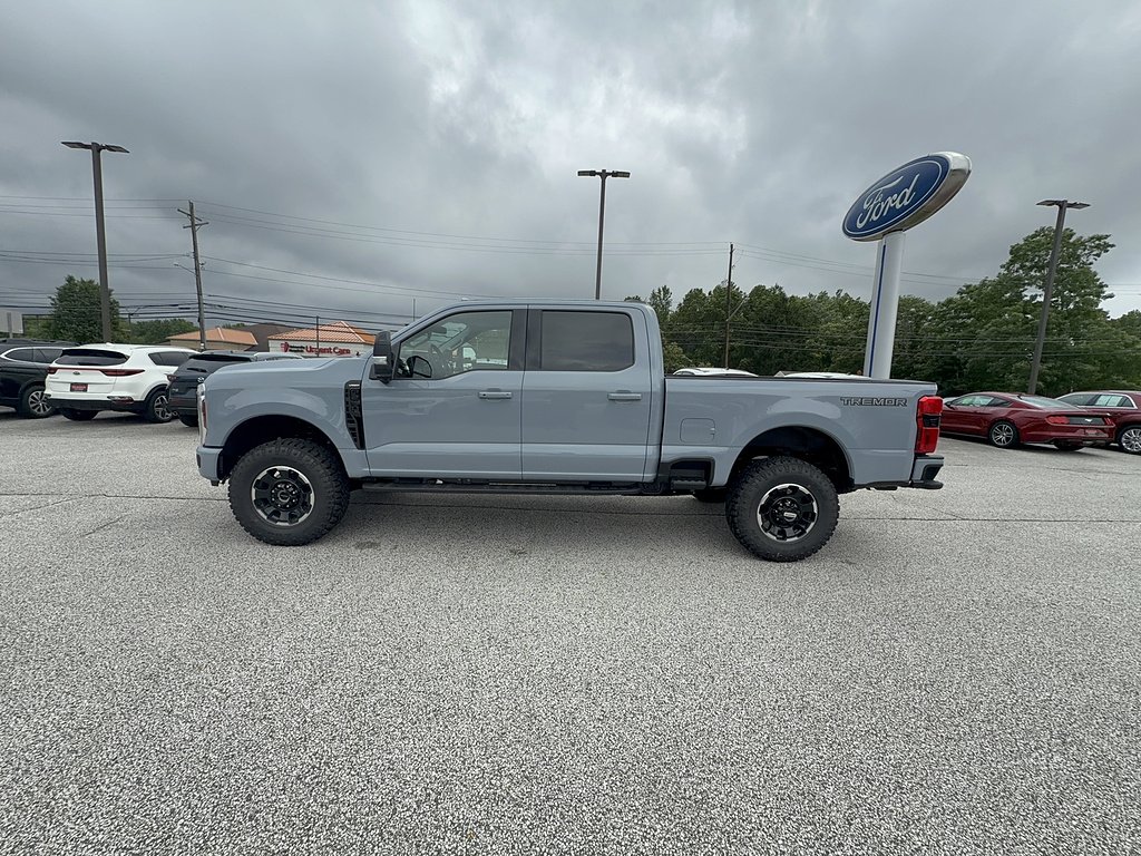 New 2026 Glacier Gray Metallic Tri-Coat Ford F-250® Lariat® image 2
