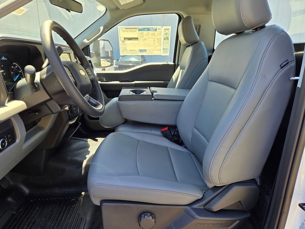 New 2026 Oxford White Ford F-450® XL image 6