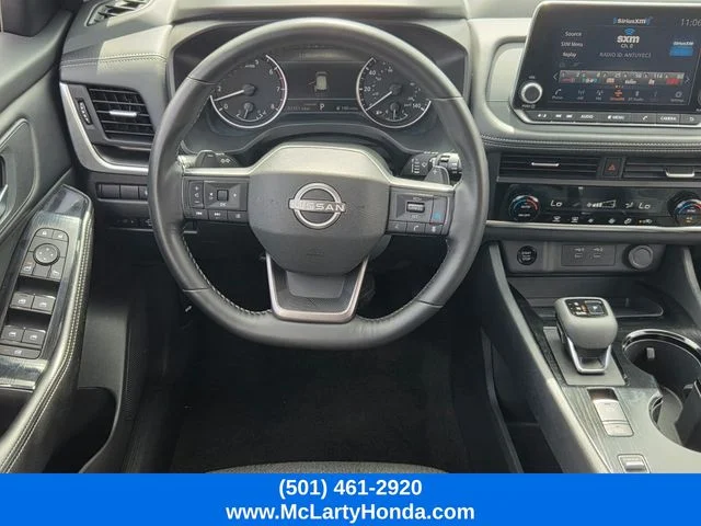 Used 2025 Silver Nissan SV image 11
