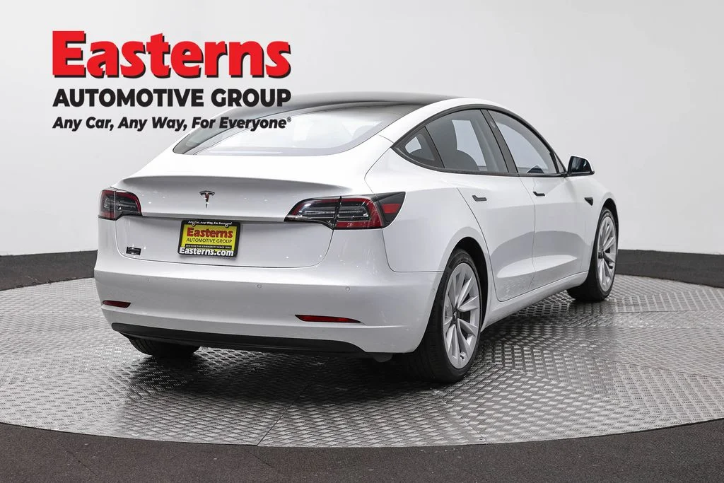 Used 2021 White Tesla Standard Range Plus image 5
