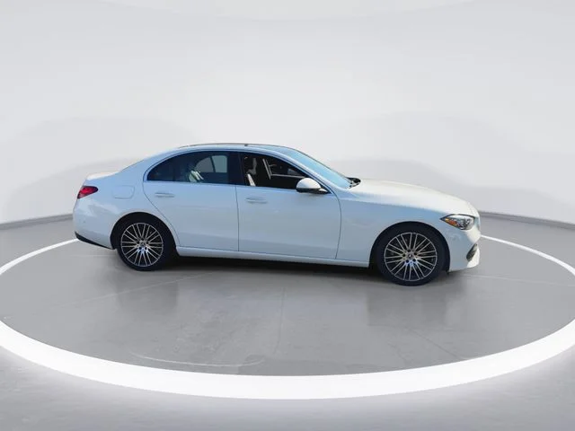 Used 2025  Mercedes-Benz C 300 image 9