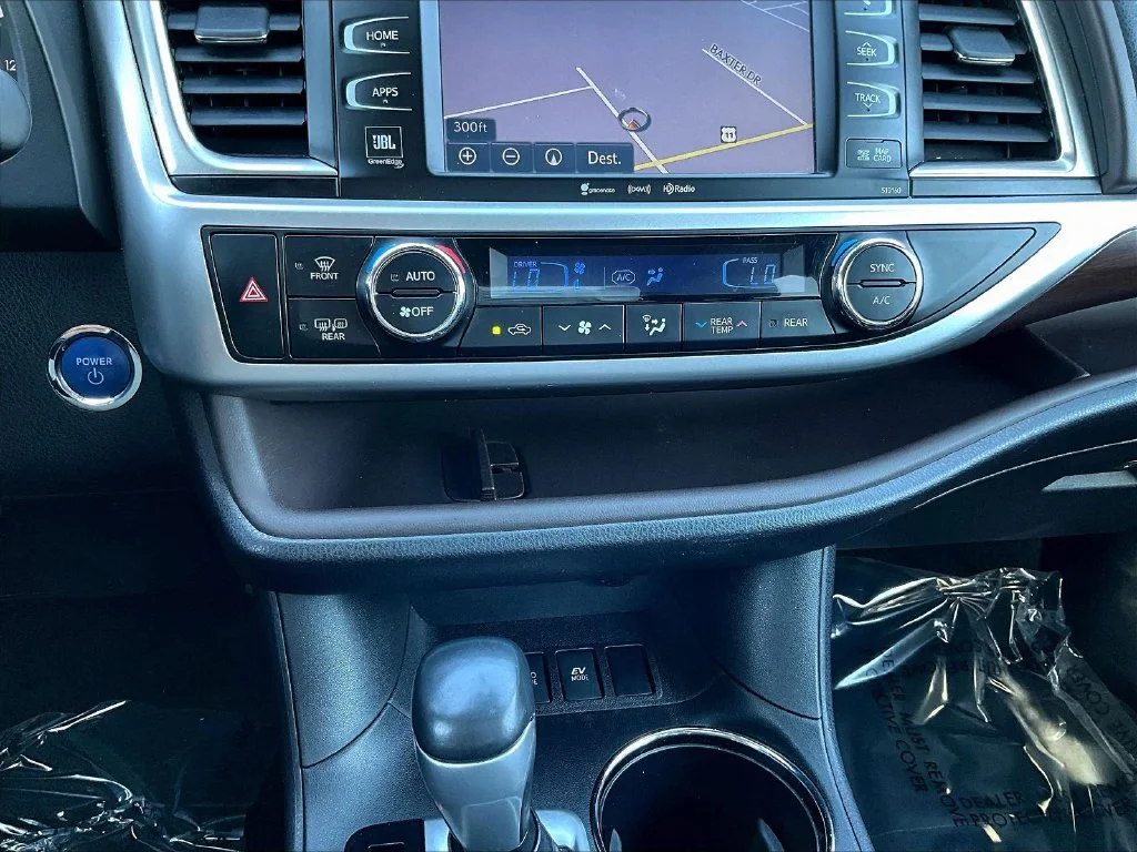 Used 2016 Gray Toyota Limited Platinum image 17