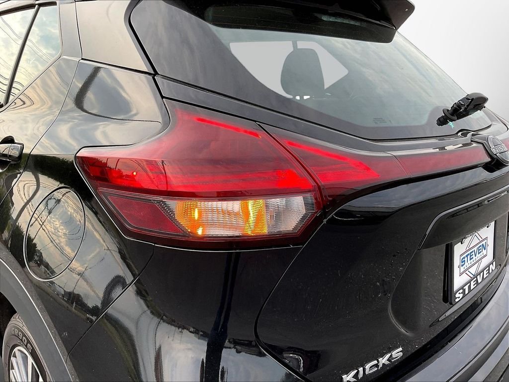 Used 2024 Black Nissan SR image 25