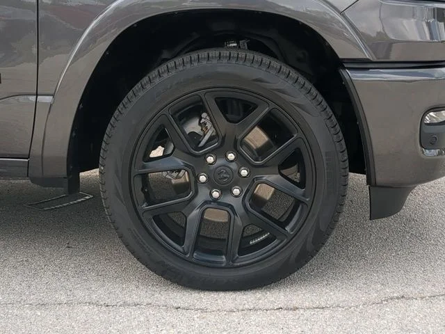 2026 RAM 1500 Laramie - Photo 11