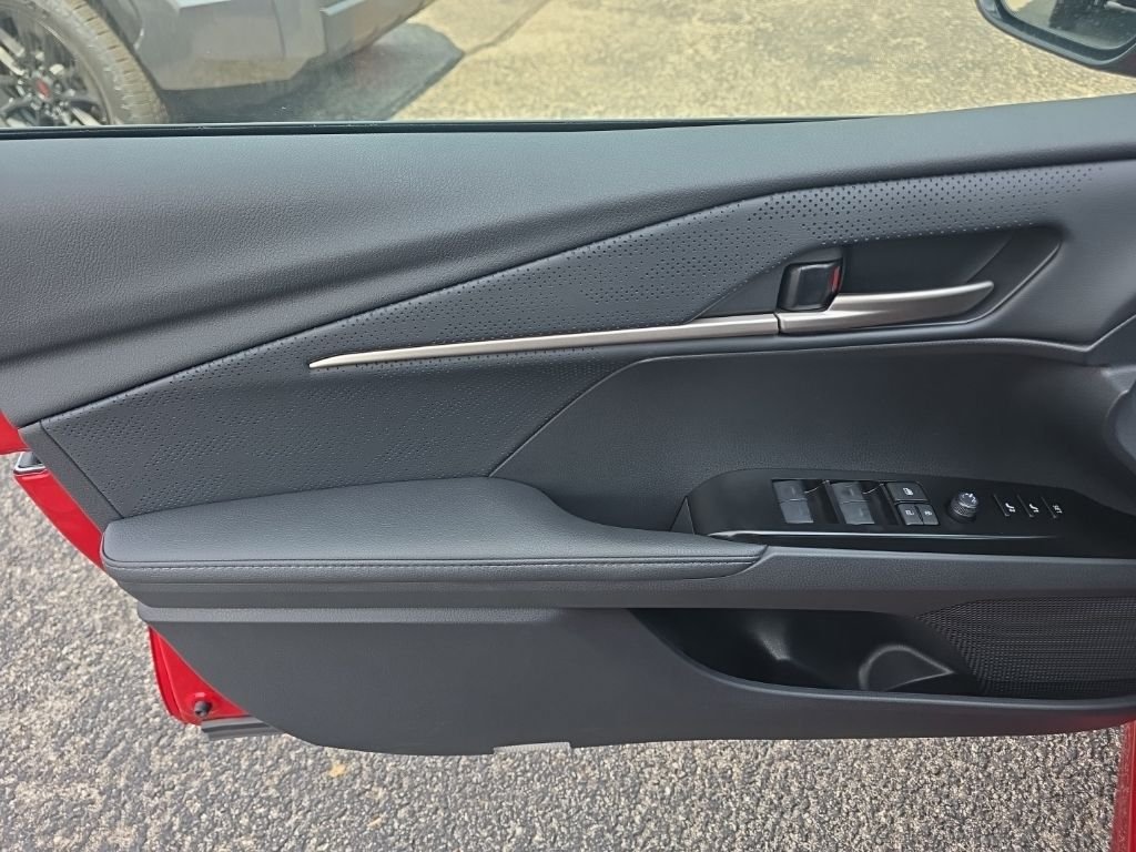 New 2026 Supersonic Red with Midnight Black Metallic roof Toyota XSE image 14