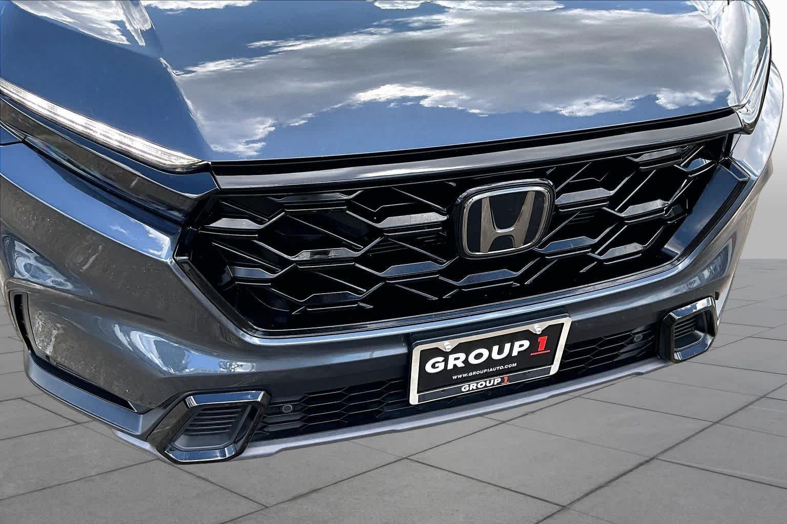 Used 2025 Meteorite Gray Metallic Honda Sport-L image 30