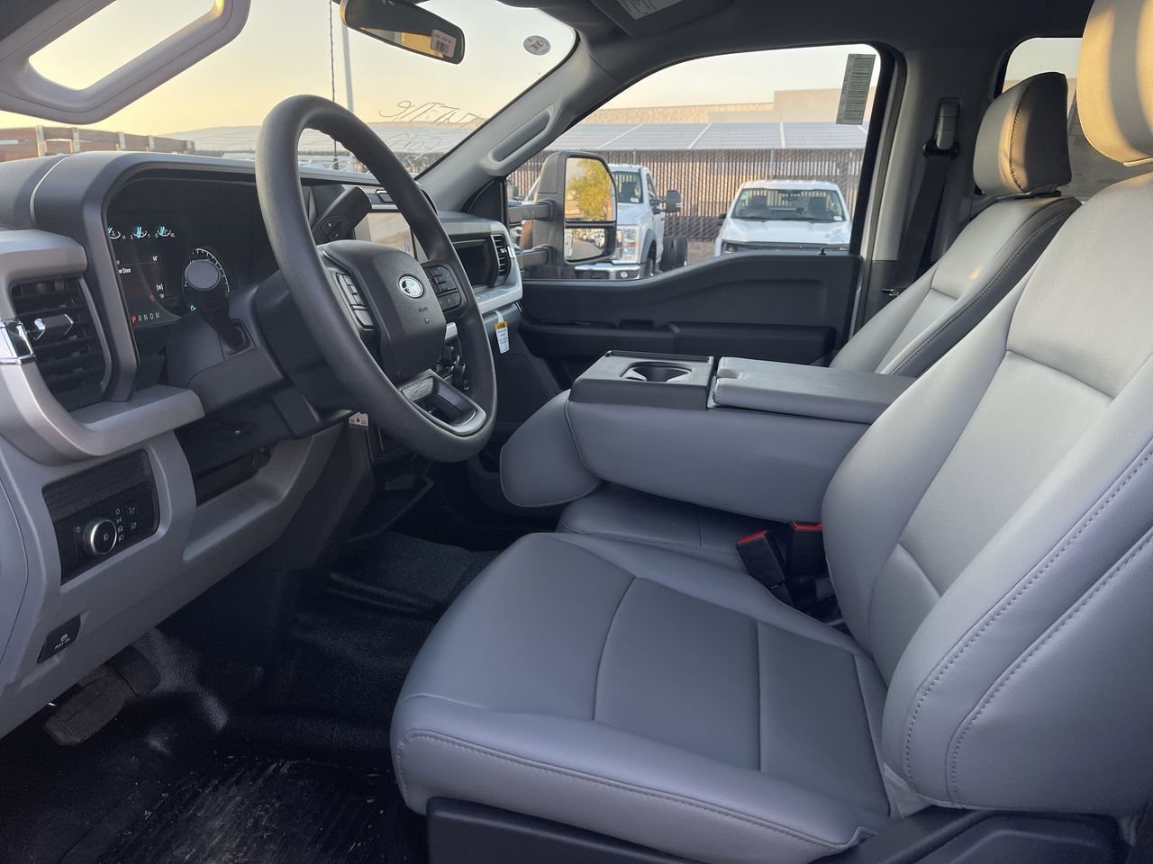 New 2026 Oxford White Ford XL image 16