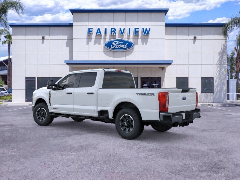 New 2026 Oxford White Ford F-250® XLT image 4