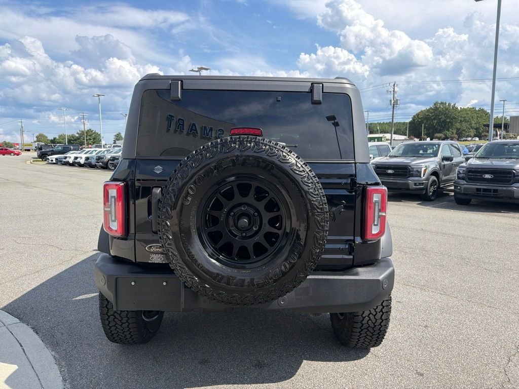 New 2026 Black Ford Outer Banks image 4