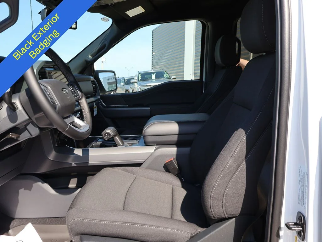 New 2026 Oxford White Ford XLT image 23
