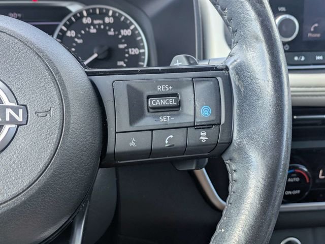 Used 2023 White Nissan SV image 27