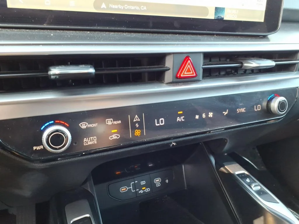 Used 2024 Black Kia S image 13