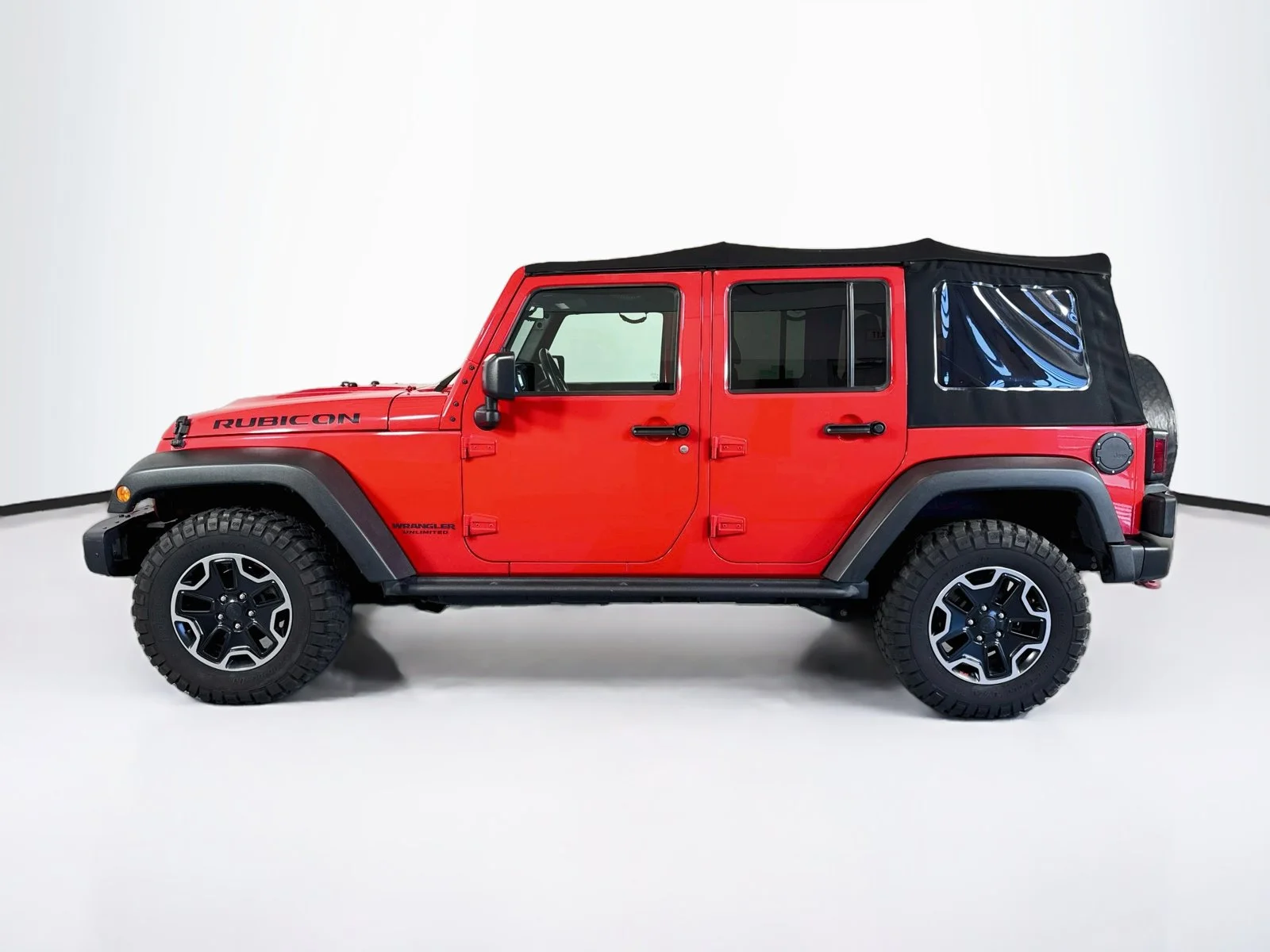 Used 2016 Firecracker Red Clearcoat Jeep Rubicon Hard Rock image 2