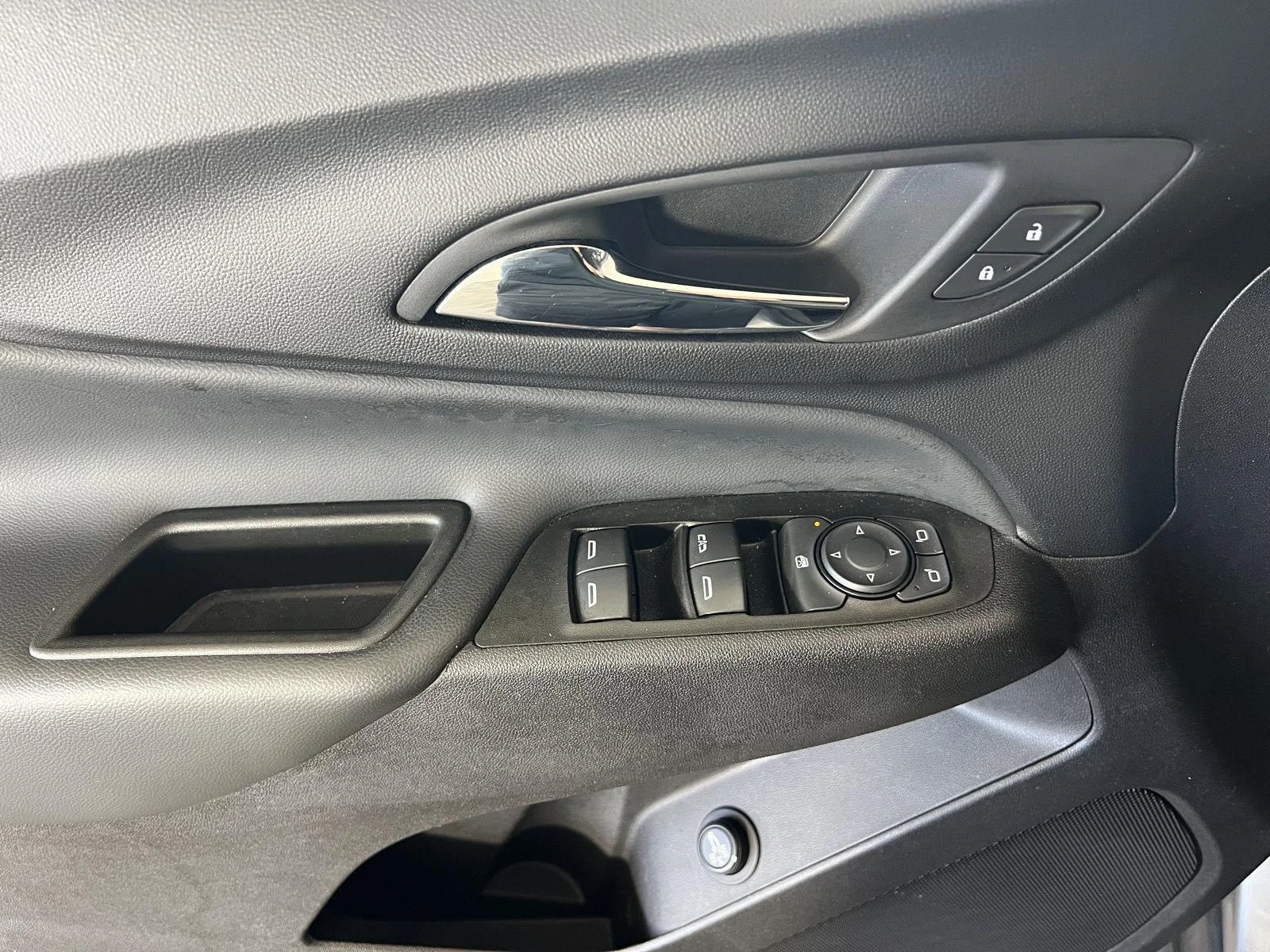 Used 2024 Sterling Gray Metallic Chevrolet LT image 6