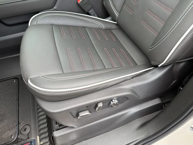2026 GMC Sierra 1500 AT4X - Photo 21