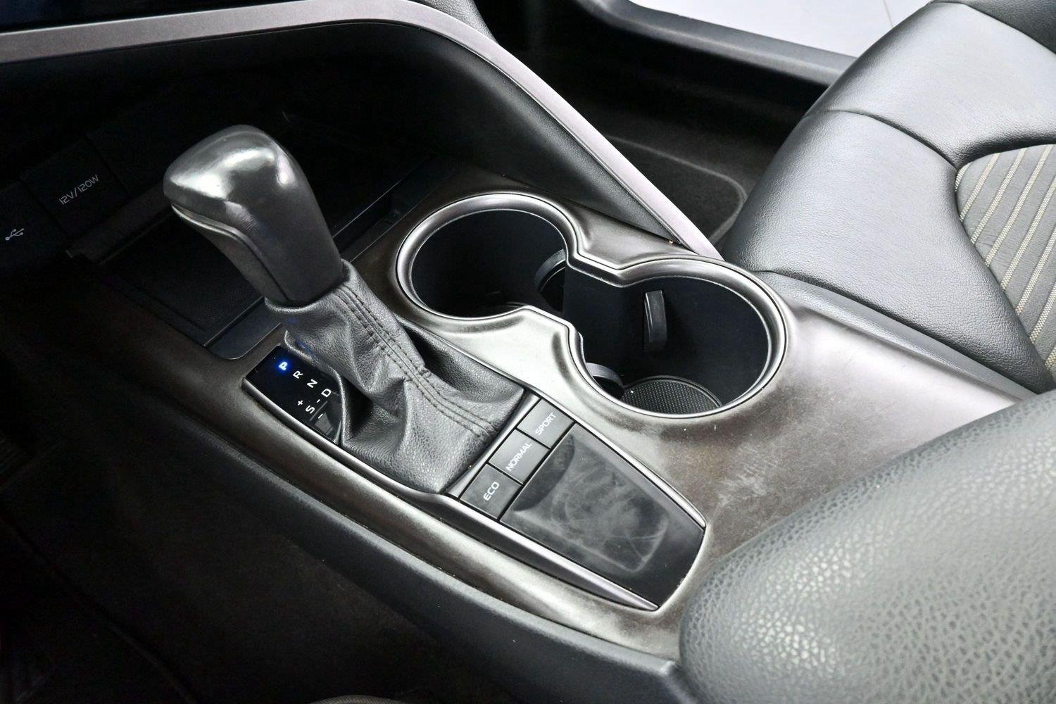 Used 2023 Midnight Black Metallic Toyota SE image 25