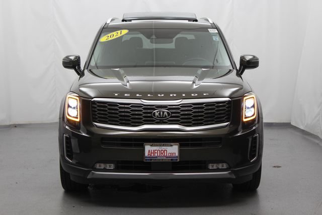 Used 2021 Green Kia SX image 3