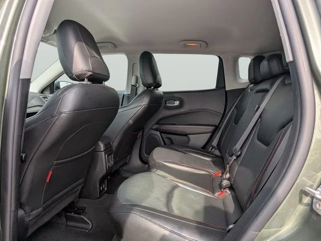 Used 2021 Green Jeep Trailhawk image 17