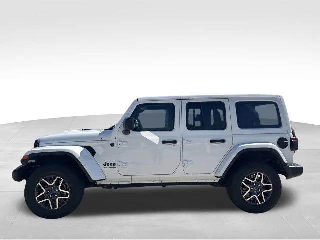 Used 2026 White Jeep Sahara image 6